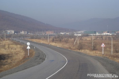 Вид на автопереход и ПогЗ "Сосновая" Гродековского