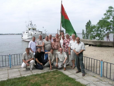 г.Николаев 28 мая 2007 года. На фоне военно-морского пограни
