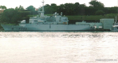 Французский фрегат "Ventоse"в порту Форт-де-Франс