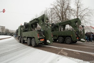 Нарва.24.02.2009.Военный парад Сил Обороны Эстонии.