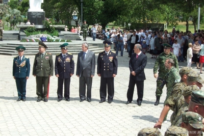 28 мая  у могилы неизвестного солдата Сухум. Абхазия1