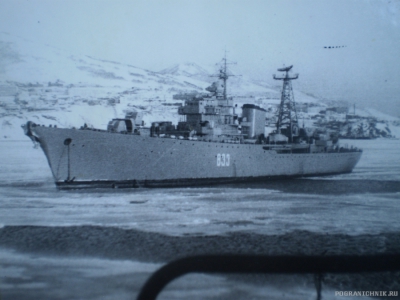 Плавбаза подводных лодок "Батур"