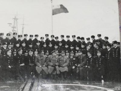 Генерал Армии Матросов и экипаж