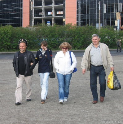 13.08.11. Мурманск. На площади 5 углов.