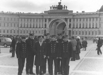 "Служба в г. Кронштадт,1977 г.Школа офицеров запаса"