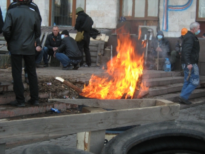 Донецк. Митинг у ОГА 07.04.2014г.