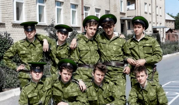 На плацу в свободное врея.jpg
